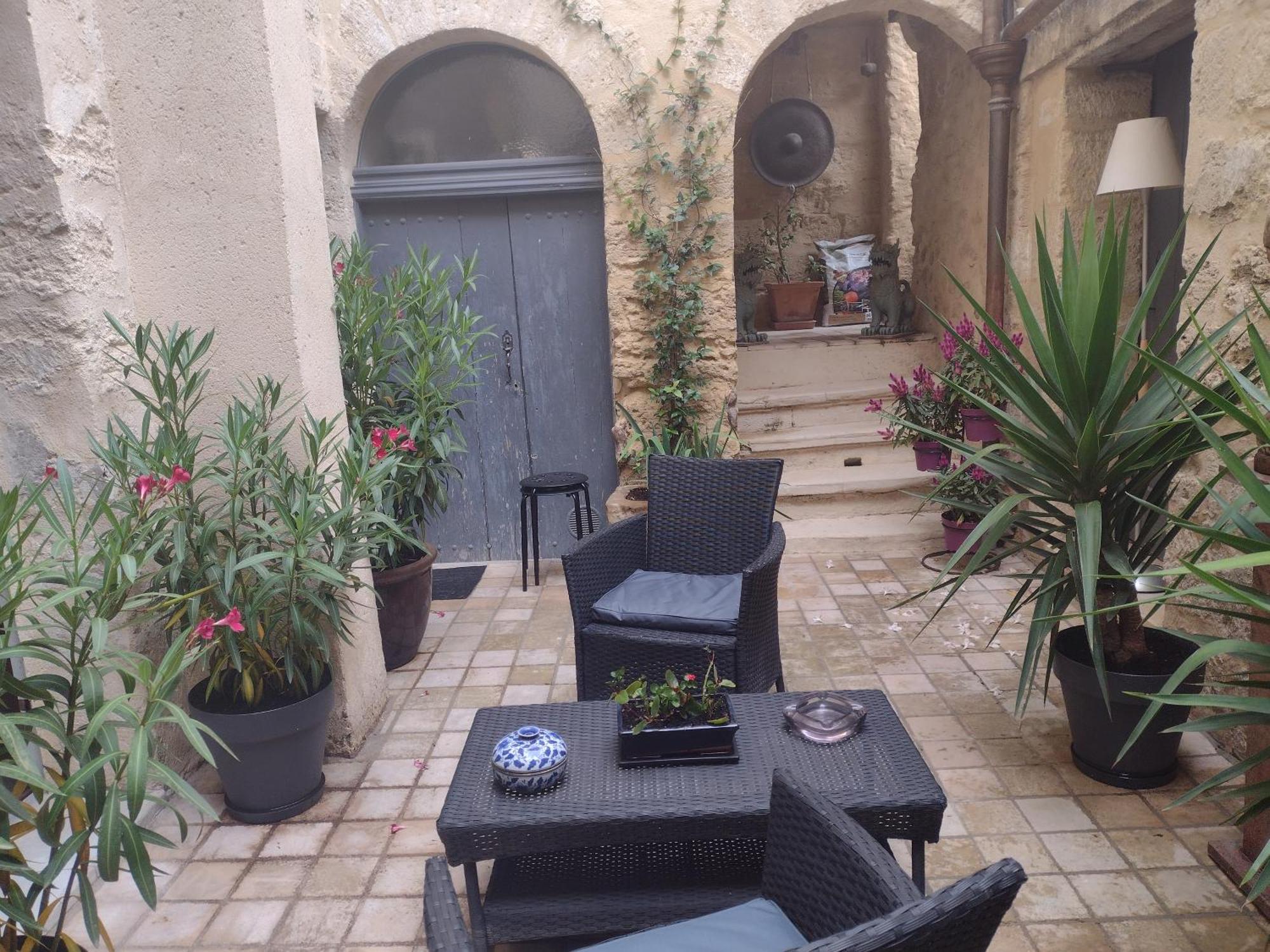 Apartamento Au Gré Du Voyage Uzès Exterior foto